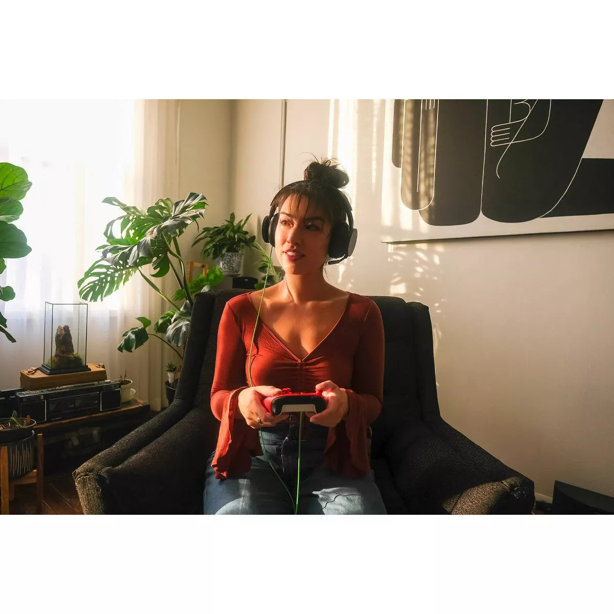 Experience Immersive Gaming with the Xbox Wired Stereo Headset - Perfect for Xbox Series X|S and Xbox One!